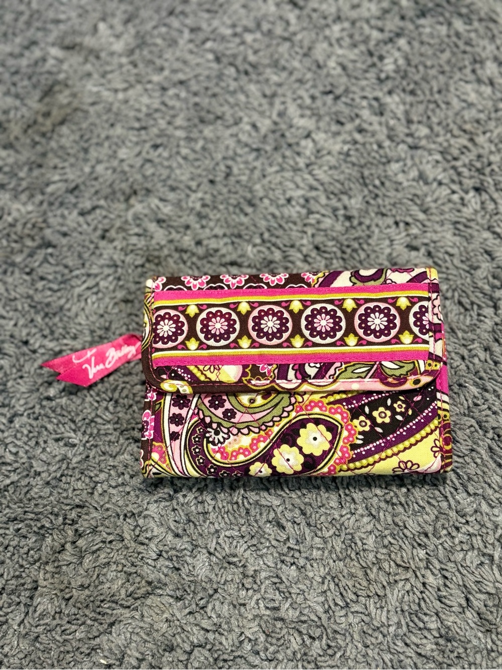 NWOT Vera Bradley paisley and also floral printed wallet